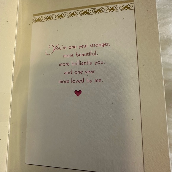 🧡10/$10 Elegant Gold and Red Cake Design Card - Picture 2 of 3